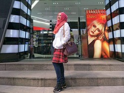 Gubernur Aceh Mendekam di KPK, Istri: Doakan Saya Bisa Bangkit