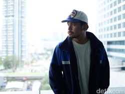 Take It or Leave It Pengembaraan Petra Sihombing Keluar dari Zona Nyaman