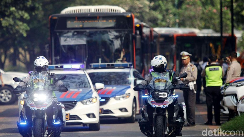 Polda Metro Gelar Simulasi Perjalanan Atlet Asian Games Polda Metro Gelar Simulasi Perjalanan Atlet Asian Games