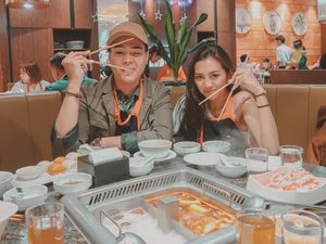 Gaya Kulineran ala Jeje Soekarno hingga Aksi Neymar Jadi Iklan Kocak KFC