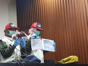Duit Suap Gubernur Aceh untuk Beli Medali Maraton Duit Suap Gubernur Aceh untuk Beli Medali Maraton