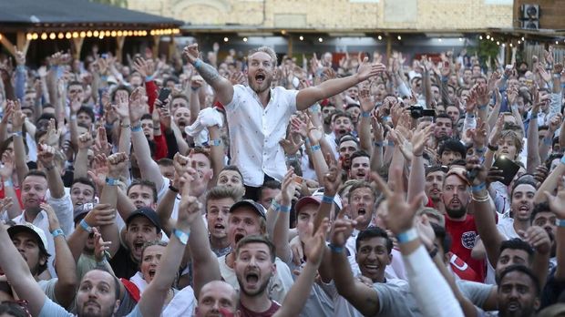 Sepak Bola Masih Enggan Pulang ke Inggris
