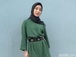 Obati Kangen karena LDR, Chacha Frederica Suka Pakai Baju Suami Obati Kangen karena LDR, Chacha Frederica Suka Pakai Baju Suami
