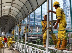 Dinas Bina Marga DKI Percantik JPO Sudirman