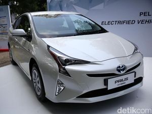 Toyota Sumbang Mobil Hijau