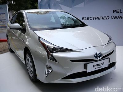 Berita Harian Mobil  hybrid Terbaru dan Terlengkap