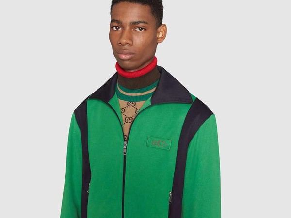 Foto: Gucci Rilis Koleksi Mirip Jaket Gojek, Dijual Seharga Motor