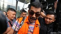 Kacamata Ray-Ban Syaiful Bahri Si Tersangka Korupsi Aceh