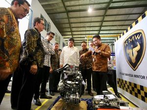 Menperin Kunjungi Pabrik Mobil Desa