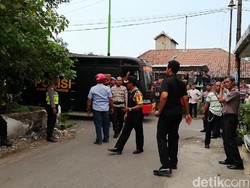 Video: Ledakan Bom Pasuruan Lukai Pelaku dan Anaknya