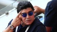 Diego Maradona diakui sebagai salah satu pesepakbola terbaik sepanjang masa. Maradona nyaris memenangkan Argentina Piala Dunia 1986 nyaris sendirian. Akan tetapi, karier manjerial Maradona tak semengilap saat masih aktif bermain. Argentina yang dilatihnya di Piala Dunia 2010 terhenti usai ditumpas Jerman 0-4. Foto: Catherine Ivill/Getty Images