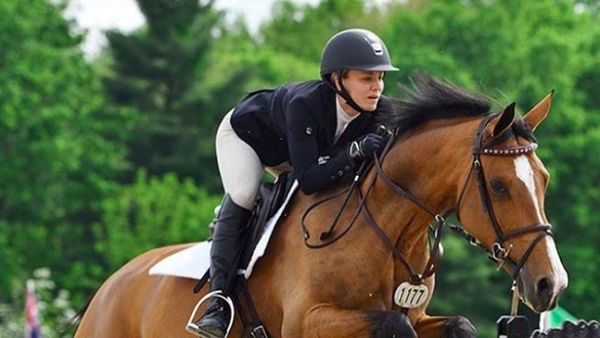 Senang Berkuda, Ini Gaya Hidup Sehat Aktris Hollywood Kaley Cuoco