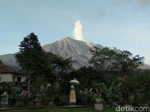 Antisipasi Gunung Agung Erupsi, Warga Diminta Pakai Masker