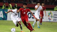 Kemenangan ini membuat Indonesia tetap memuncaki Grup A dengan poin sempurna dari tiga laga, unggul dua angka dari Vietnam dan Thailand. Suparno/detikcom.