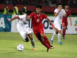 Kemenangan ini membuat Indonesia tetap memuncaki Grup A dengan poin sempurna dari tiga laga, unggul dua angka dari Vietnam dan Thailand. Suparno/detikcom.