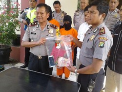 Pura-pura Tanya Alamat, 2 Pria ini Jambret Ponsel Bocah SD