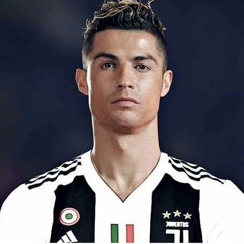  Gambar Ronaldo Keren Terbaru
