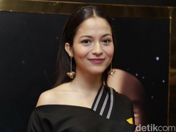 5 Kondisi Ibu Setelah Melahirkan Seperti Putri Marino