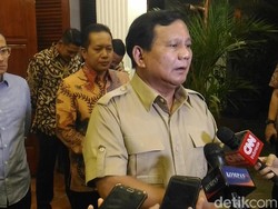 Lembaga Survei Ini Sarankan Prabowo Ganti Kostum Agar Menang Pilpres