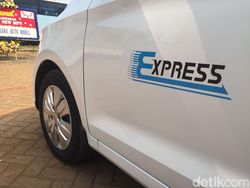 Rugi Pemilik Taksi Express Bengkak Jadi Rp 537 Miliar