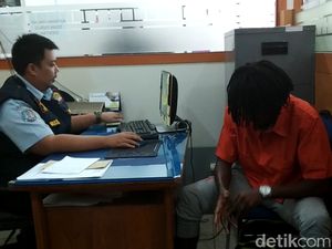 Dinyatakan P21, WNA Pantai Gading Diserahkan ke Kejari