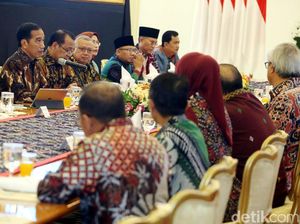 Marak OTT, Jokowi Ingatkan Bupati Hati-hati Gratifikasi Marak OTT, Jokowi Ingatkan Bupati Hati-hati Gratifikasi