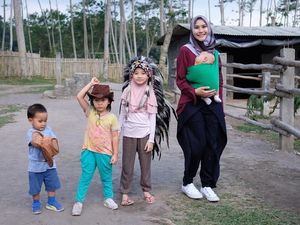 Cerita Zaskia Adya Mecca Jarang Belikan Mainan Anak-anaknya