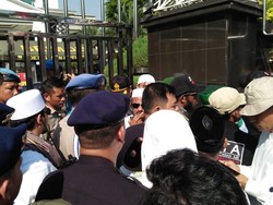 Perwakilan Massa Aksi 67 Masuk ke Bareskrim