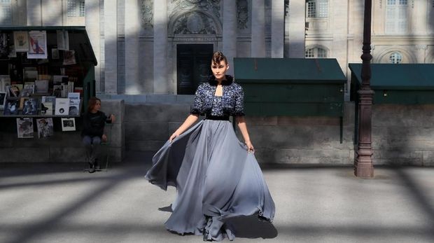 Koleksi Chanel di Paris Couture Week