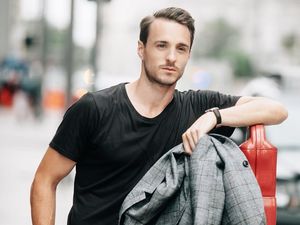 Cerita Mantan Pemain Bola Temukan Cinta di Pesawat Ini Jadi Viral