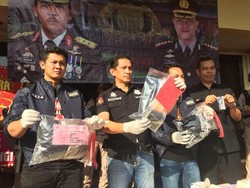 Pesan Aris ke Ortu Korban Menguak Pembunuhan Rina di Kembangan