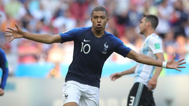 Dulu Tak Kenal, De Bruyne Kini Puji Mbappe Setinggi Langit Dulu Tak Kenal, De Bruyne Kini Puji Mbappe Setinggi Langit
