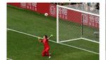Ter-Loris Karius, Muslera Diserbu Meme Lucu