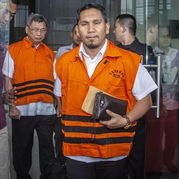 Kode Zakat Fitrah dan Ember dalam Dugaan Suap Gubernur Aceh