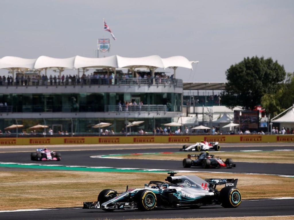 Jika Lockdown Diperpanjang, Balapan F1 Inggris Terancam Ditunda Jika Lockdown Diperpanjang, Balapan F1 Inggris Terancam Ditunda