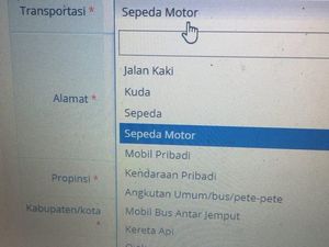 Viral Mahasiswa UNJ Naik Kuda, Ini Penjelasan Kampus