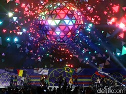 Konser dan nonton bareng piala dunia diadakan di lapangan Sunburst BSD City, Tangsel.