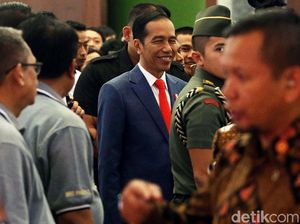 Jokowi Tinjau Pameran Industri Peternakan di JCC Senayan