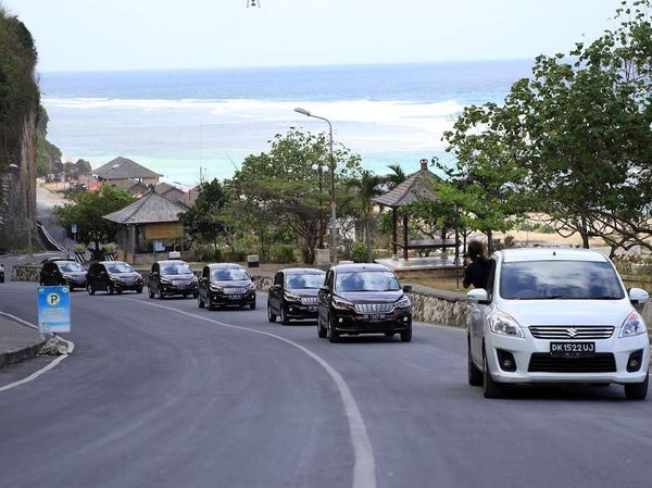 Mobil-mobil Paling Seksi Agustus 2018 (2)