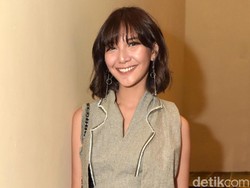 Sutradara dan Skenario Jadi Alasan Sheila Dara Gabung di Ratu Ilmu Hitam