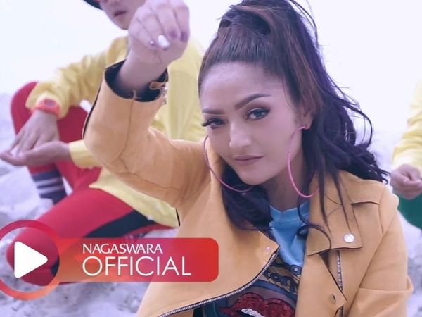 Selamat! Lagi Syantik Nangkring di Tangga Lagu Billboard