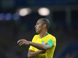 Psywar Kompany Vs Miranda Jelang Brasil Vs Belgia