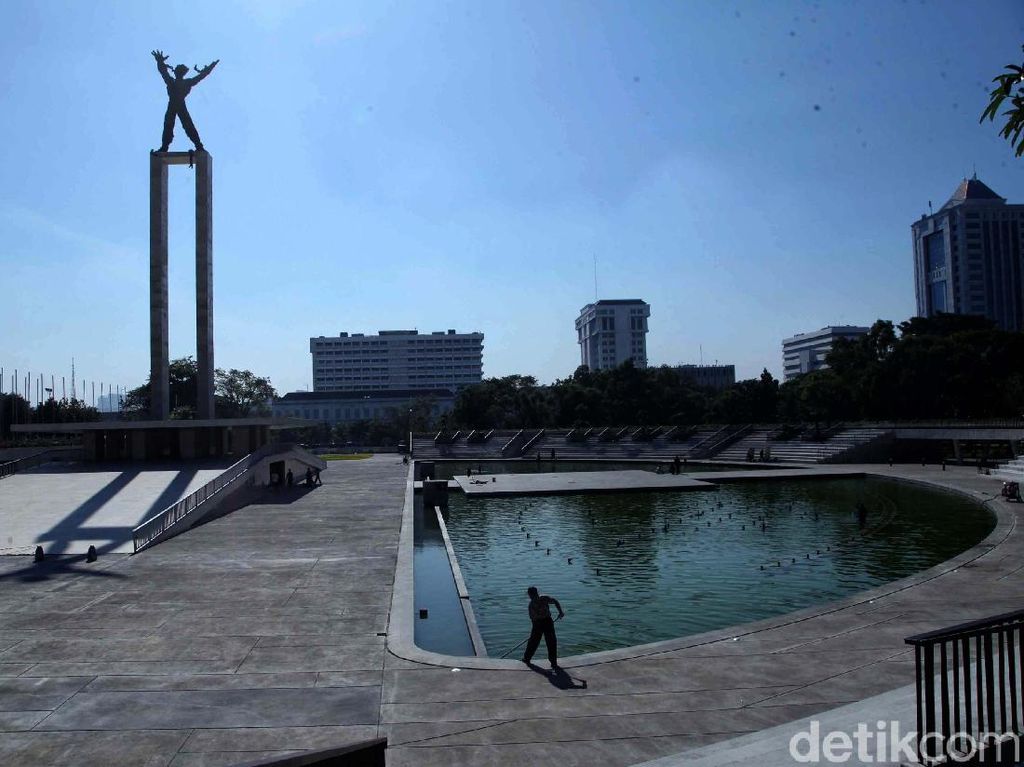 Anies Resmikan Taman Lapangan Banteng 25 Juli Anies Resmikan Taman Lapangan Banteng 25 Juli