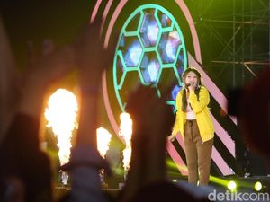 Via Vallen Pingsan saat Manggung, Netizen: Gimana Mau Manggung di Asian Games Via Vallen Pingsan saat Manggung, Netizen: Gimana Mau Manggung di Asian Games