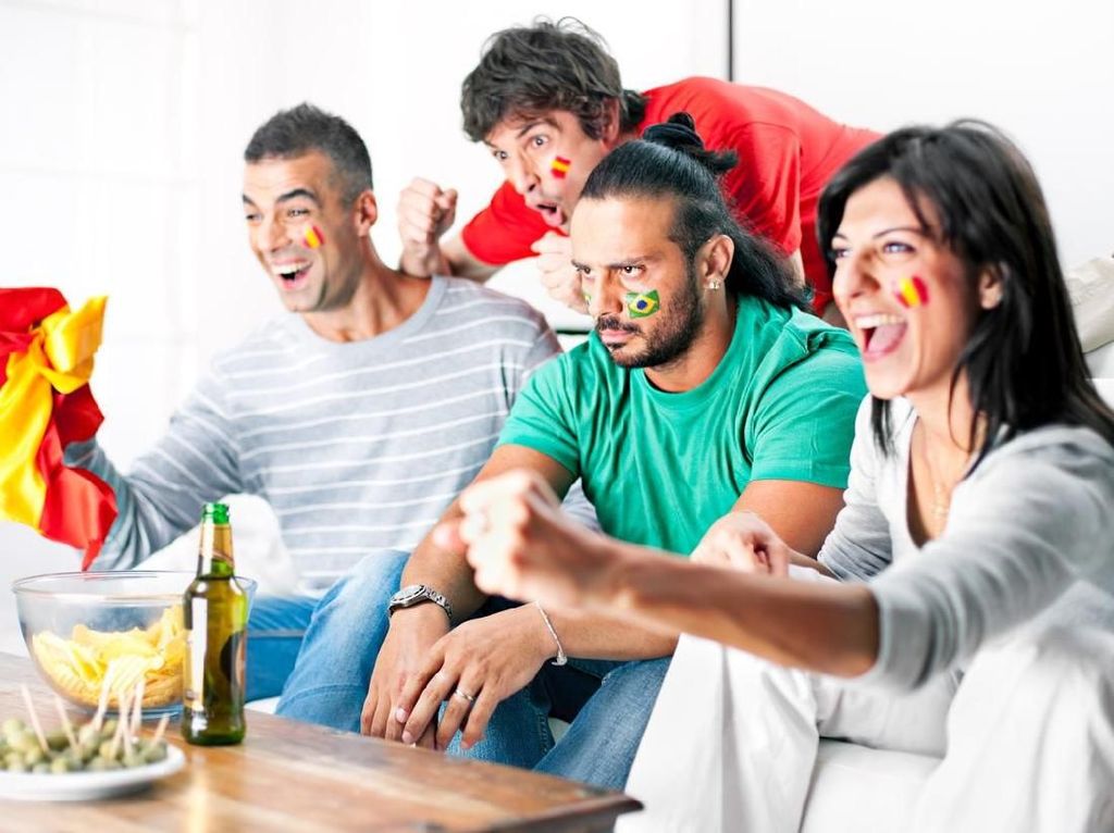Nonton Piala Dunia Makin Seru Sambil Ngemil 8 Camilan Sehat Ini Nonton Piala Dunia Makin Seru Sambil Ngemil 8 Camilan Sehat Ini