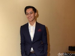 Siap-siap Digemesin Brandon Salim Ya!