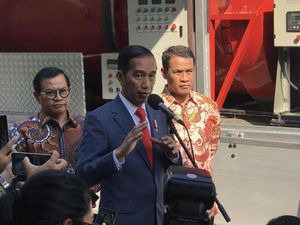 Jokowi: Perizinan Online Terpadu Dirilis Selasa Pekan Depan Jokowi: Perizinan Online Terpadu Dirilis Selasa Pekan Depan