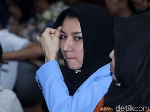 Bupati Rita Divonis 10 Tahun Penjara Bupati Rita Divonis 10 Tahun Penjara