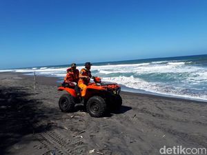 Pencarian Wisatawan Hilang di Pantai Parangtritis Diperluas Pencarian Wisatawan Hilang di Pantai Parangtritis Diperluas
