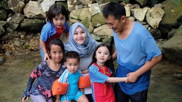 Cerita Zaskia Adya Mecca yang Jarang Belikan Anak-anaknya Mainan